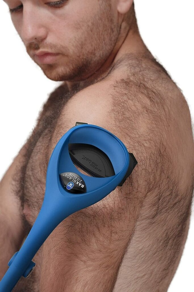 hairy man shaving using bakblade 2.0 elite