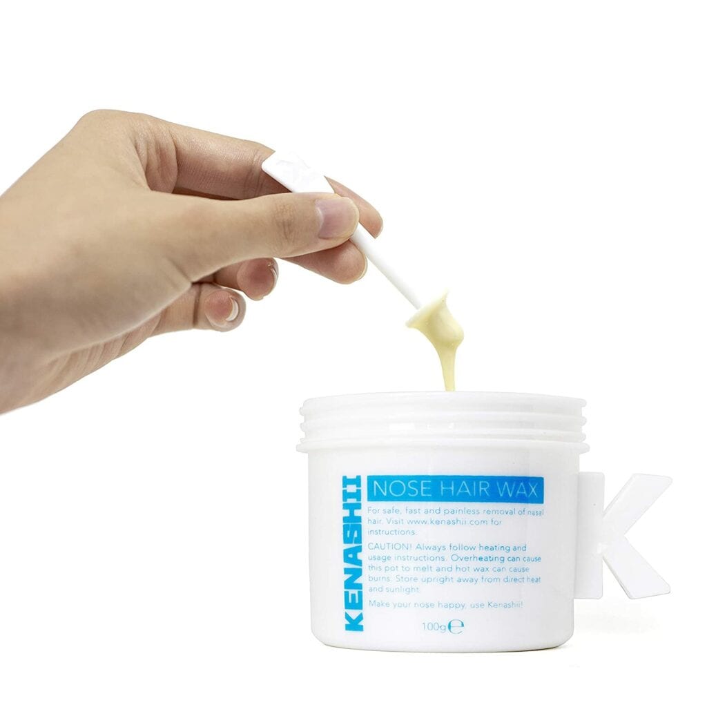 kanashii applicator dipped into wax