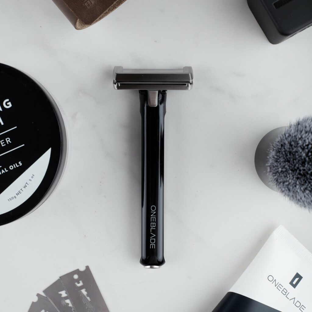 black oneblade razor